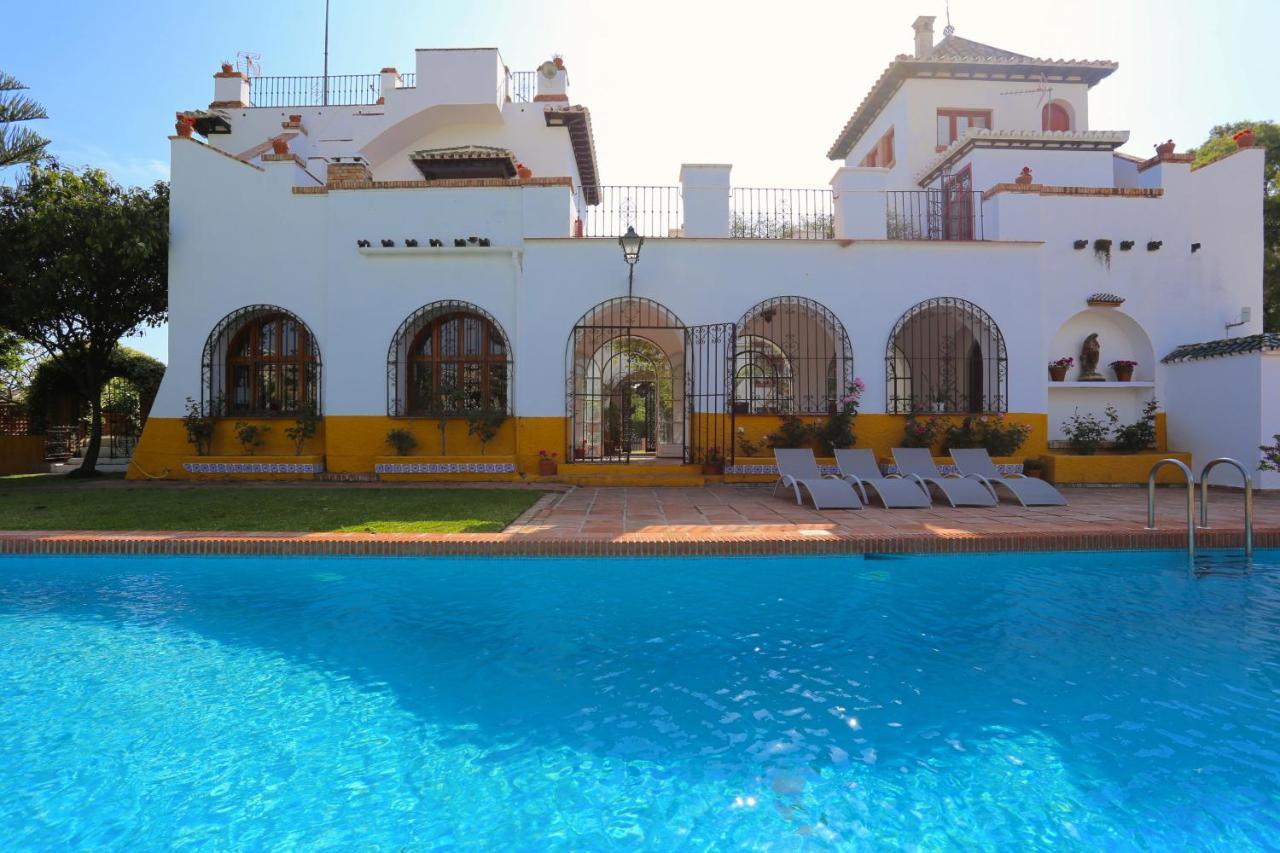 Villa Clavero Two Premium Apt Málaga Exteriör bild
